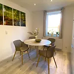 Apartment Mit Schlossblick